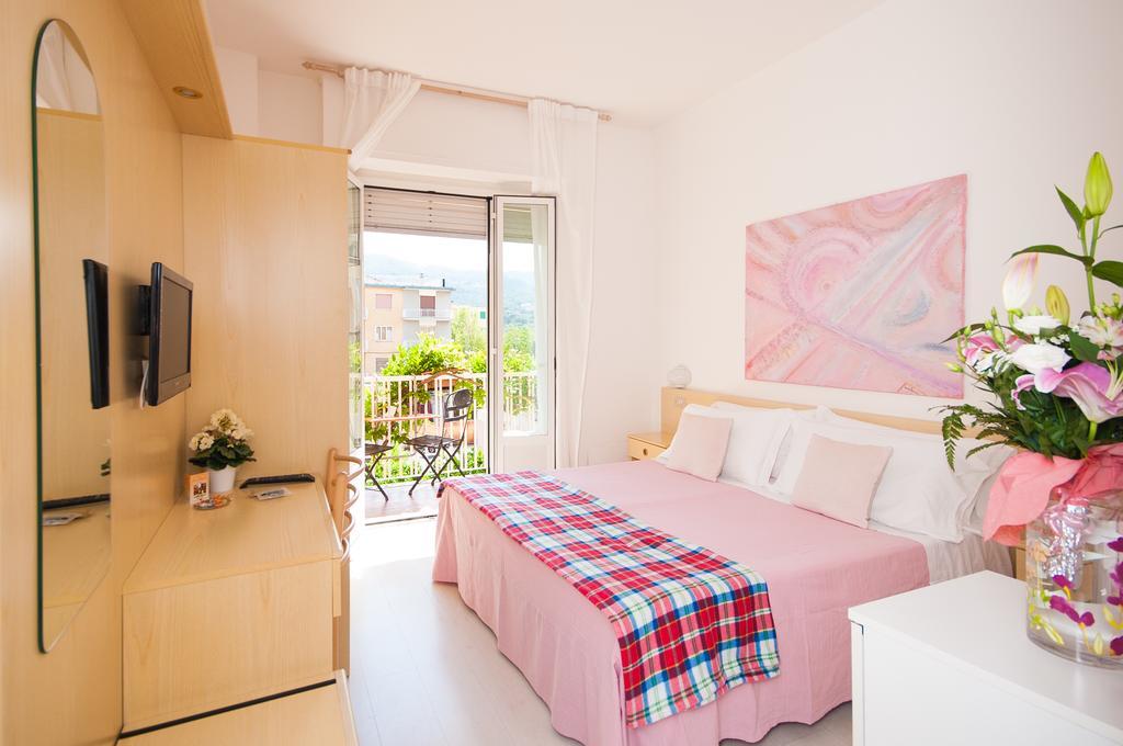Hotel Giongo สโปตัวร์โน ภายนอก รูปภาพ